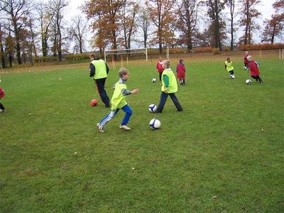 Trainingslager 2007 auf dem Sportplatz von Turbine Golzow
