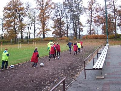 Trainingslager 2007 auf dem Sportplatz von Turbine Golzow